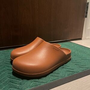 Crocs Dylan Clog (Cognac) W 10 M 8